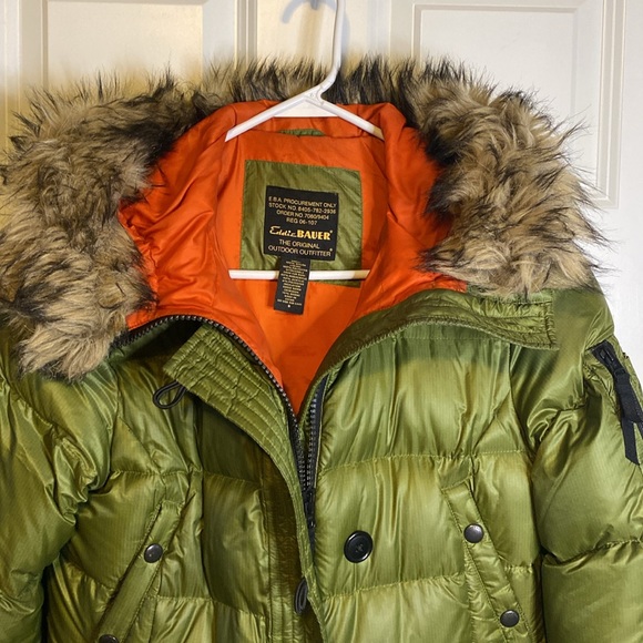 Eddie Bauer Green goose down coat with orange accent & fur trim. Women’s SM - Picture 9 of 9